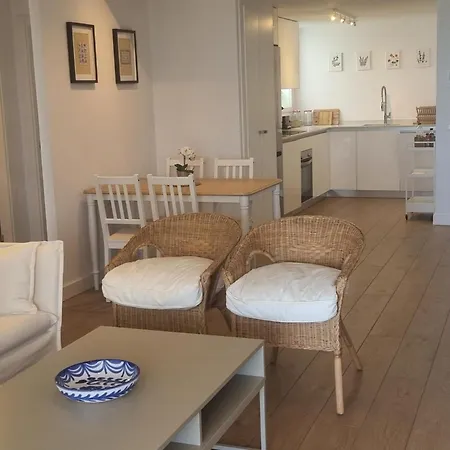 Jacaranda Mar Apartment